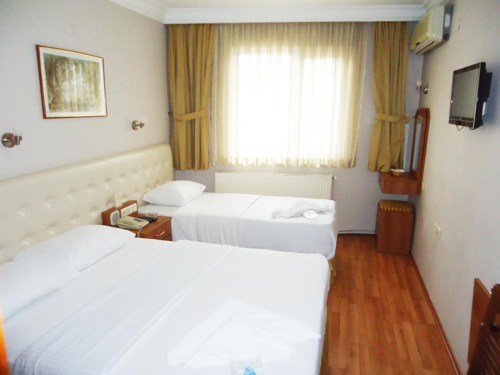 Sembol 3* İstanbul